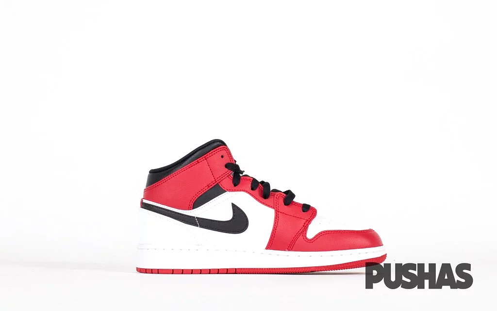 Air Jordan 1 Mid 'Chicago White Heel'