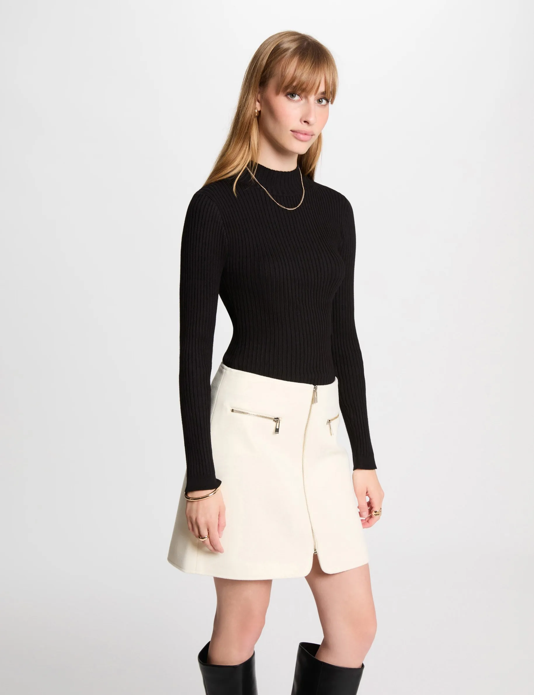 Straight zipped skirt white women