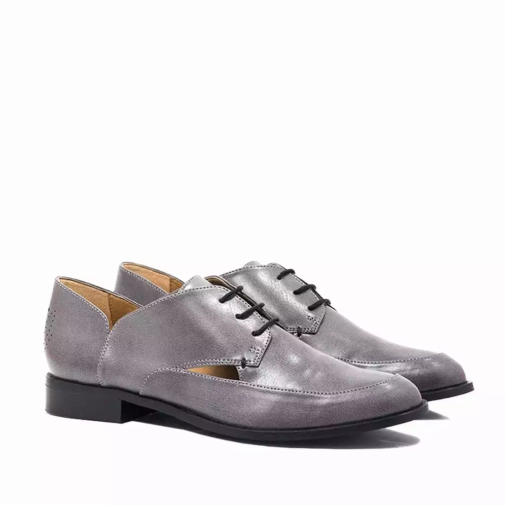 Tilda Grey Derby