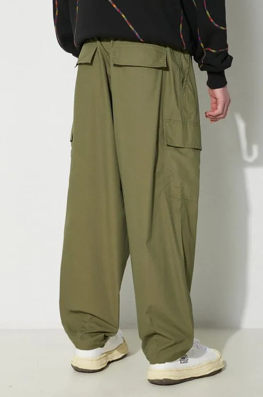 Universal Works trousers Loose Cargo Pant men's green color 30143.OLIVE