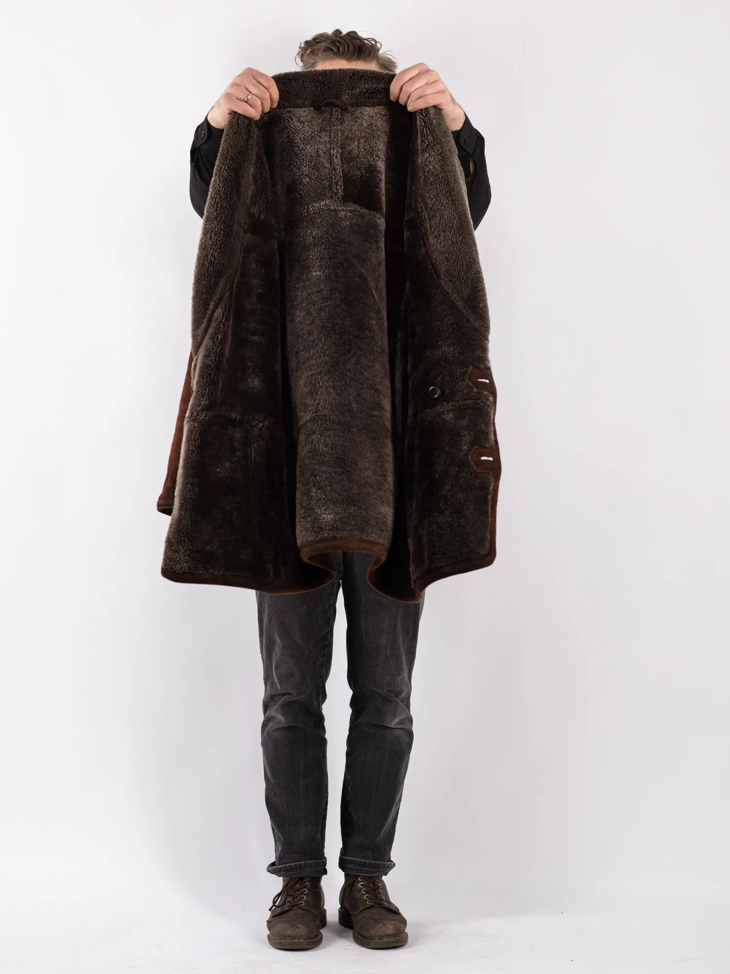 Vintage 80's Men Sheepskin Coat in Brown