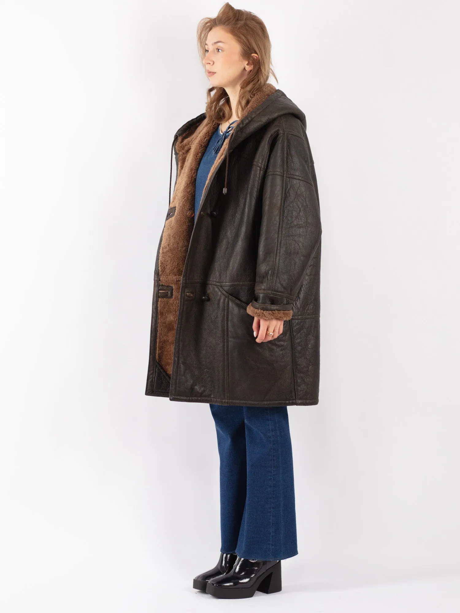 Vintage 80's Women Hooded Sheepskin Coat in Brown