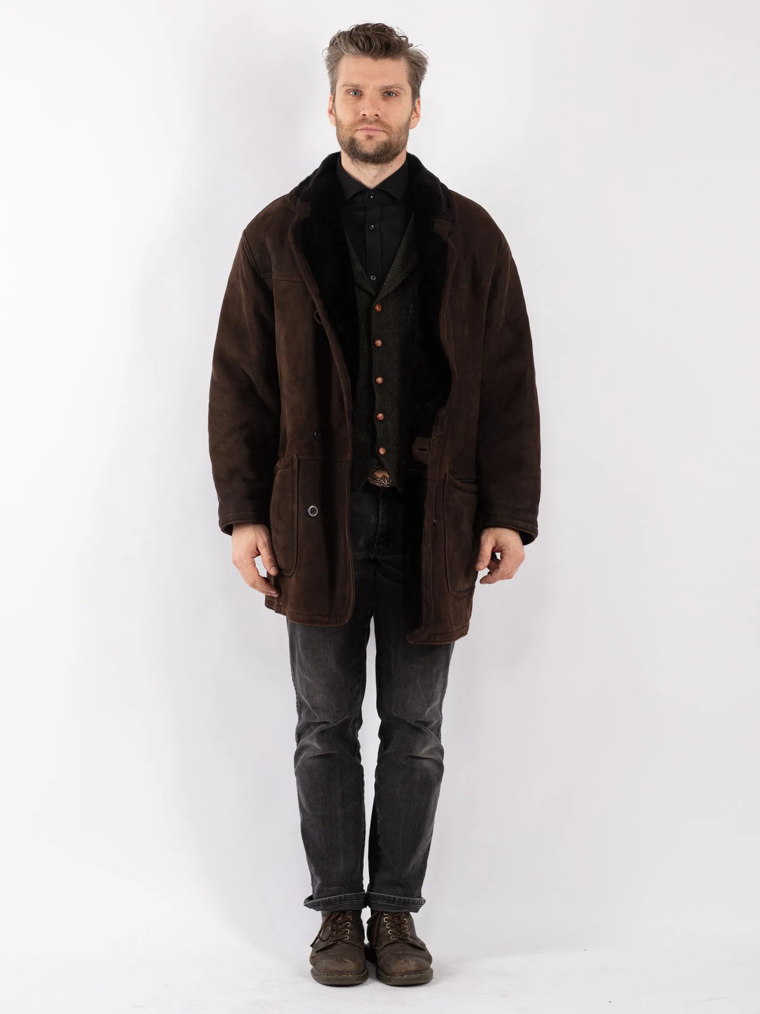 Vintage 90's Men Sheepskin Coat in Brown